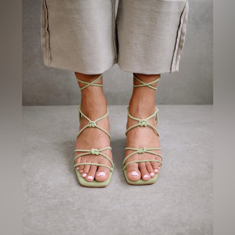 ALOHAS PALOMA size 10